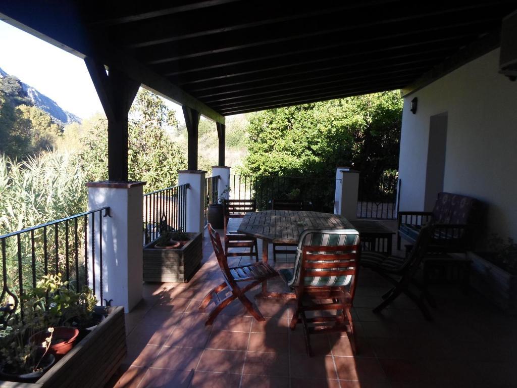 Molino Cuatro Paradas Benaojan Exterior photo